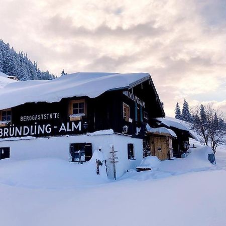 Bruendling-Alm Berggasthof Auf 1167M Auf Dem Hochfelln Hotel Берген Екстериор снимка