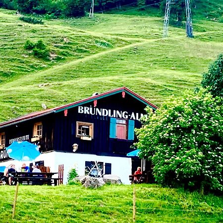 Bruendling-Alm Berggasthof Auf 1167M Auf Dem Hochfelln Hotel Берген Екстериор снимка