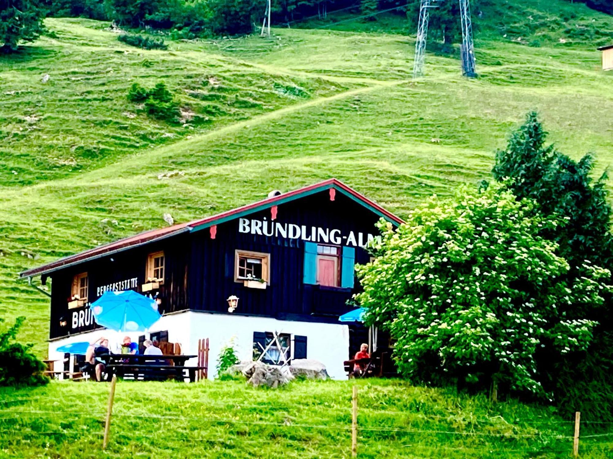 Bruendling-Alm Berggasthof Auf 1167M Auf Dem Hochfelln Берген Екстериор снимка